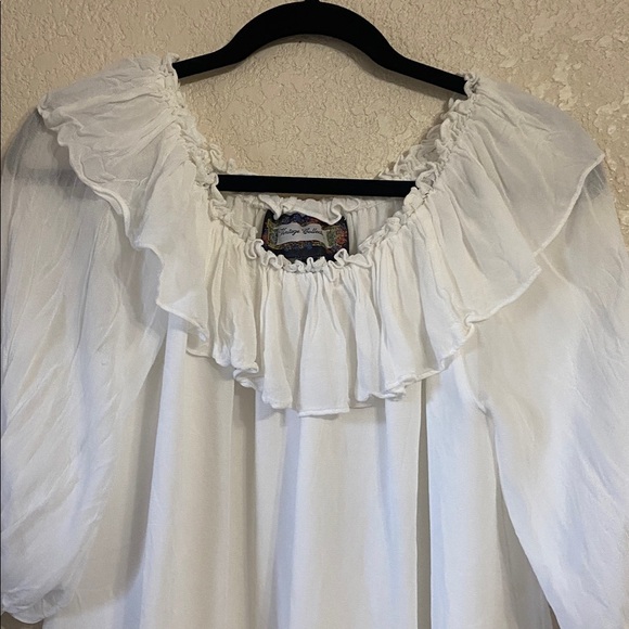 Vintage Collection Women's Top - Picture 3 of 6